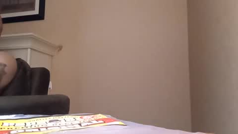 Snapshot of houndmefromhell chatting on 11, 3, 2025 houndmefromhell online show from 11, 3, 2025