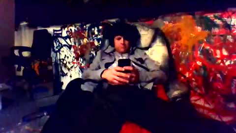 Snapshot of howbowdadareboy33 chatting on 29, 12, 2024 ask me online show from 29, 12, 2024
