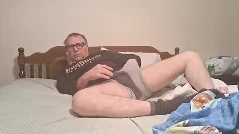 Snapshot of hpycpl4eva chatting on 9, 11, 2025 Hpycpl4eva online show from 9, 11, 2025