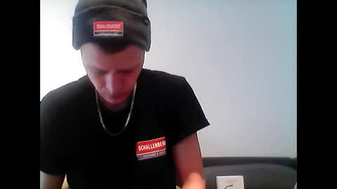 Snapshot of hubikush22 chatting on 19, 1, 2025 hubikush22 online show from 19, 1, 2025