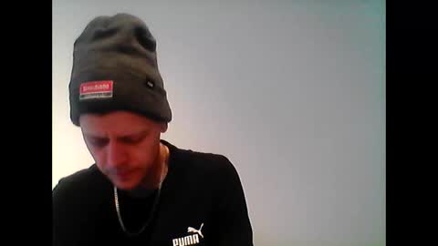 Snapshot of hubikush22 chatting on 2, 2, 2025 hubikush22 online show from 2, 2, 2025