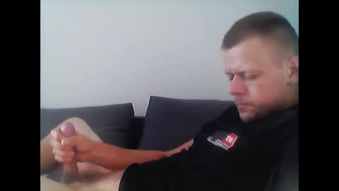 Snapshot of hubikush22 chatting on 28, 9, 2025 hubikush22 online show from 28, 9, 2025