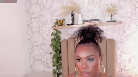 Snapshot of huge_boobs_ebony chatting on 18, 6, 2026 huge boobs ebony online show from 18, 6, 2026