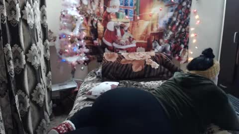 Snapshot of hugeassdevil chatting on 14, 12, 2024 hugeassdevil online show from 14, 12, 2024