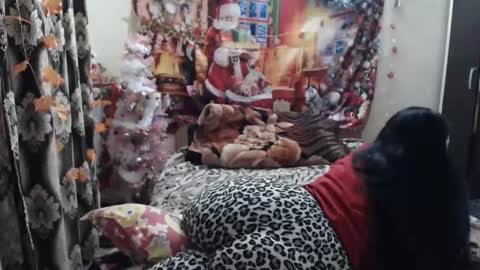 Snapshot of hugeassdevil chatting on 24, 1, 2025 hugeassdevil online show from 24, 1, 2025