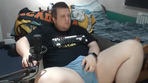 Snapshot of hugechris30 chatting on 5, 1, 2025 Hugechris online show from 5, 1, 2025