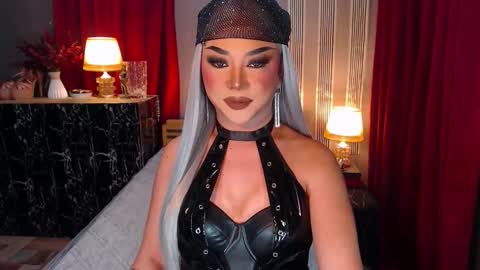 Christine online show from 30, 9, 2025