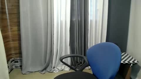 Snapshot of hugecockjames09 chatting on 29, 10, 2025 hugecockjames09 online show from 29, 10, 2025