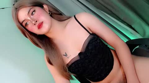 Snapshot of hugecockyanny chatting on 17, 2, 2026 Yhanie online show from 17, 2, 2026