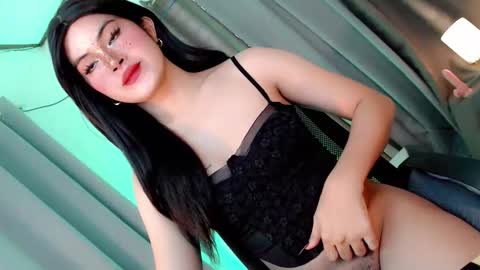 Snapshot of hugecockyanny chatting on 23, 2, 2026 Yhanie online show from 23, 2, 2026