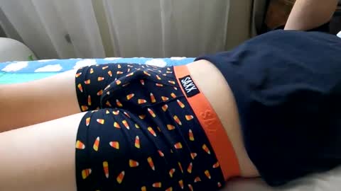 Snapshot of hugecumshots1 chatting on 14, 1, 2025 HugeCumshots online show from 14, 1, 2025