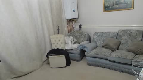 Snapshot of hugedick1965 chatting on 16, 11, 2025 hugedick1965 online show from 16, 11, 2025