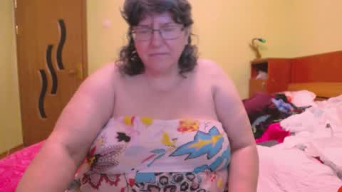 Snapshot of hugetitsxxx chatting on 11, 2, 2025 HugeTitsXXX online show from 11, 2, 2025