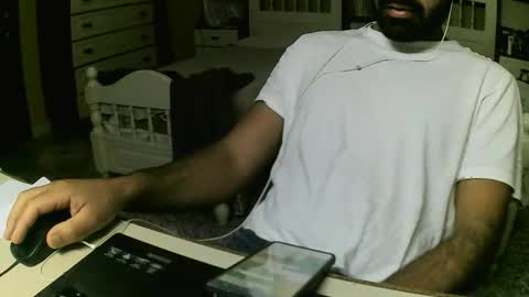 hugeveiny online show from 17, 11, 2025