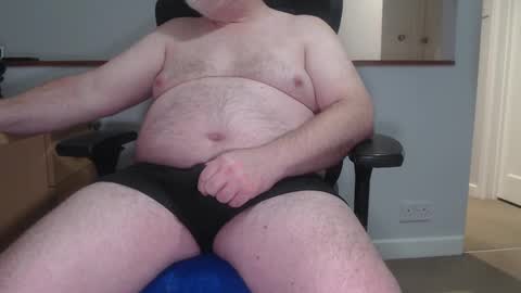 Snapshot of huggie_bear69 chatting on 18, 2, 2025 Huggie Bear online show from 18, 2, 2025