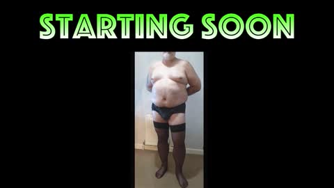Snapshot of huggie_bear69 chatting on 29, 9, 2025 Huggie Bear online show from 29, 9, 2025