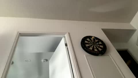 Snapshot of hughfat chatting on 12, 1, 2025 hughfat online show from 12, 1, 2025