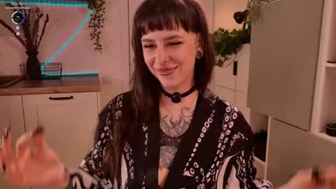 Snapshot of hugme_ chatting on 31, 5, 2026 Mika online show from 31, 5, 2026