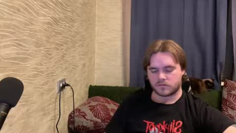 Snapshot of hugo__brad chatting on 23, 4, 2026 Hugo online show from 23, 4, 2026