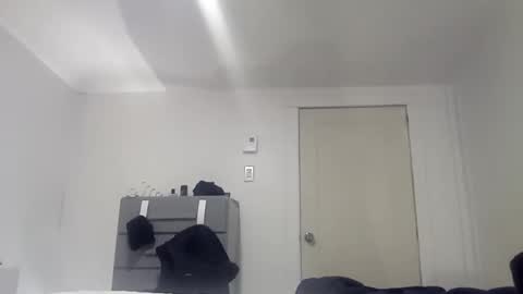 Snapshot of hugobergeron chatting on 29, 12, 2024 HugoBergeron82 online show from 29, 12, 2024