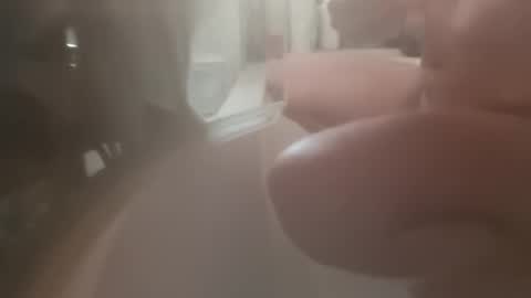 humiliationbucket online show from 19, 4, 2026