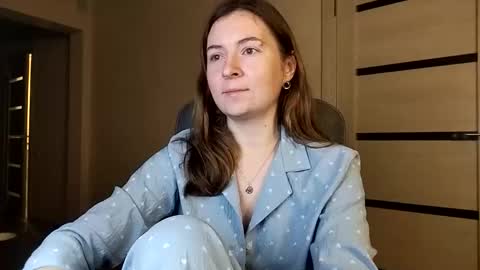 Snapshot of humpygrey chatting on 29, 10, 2025 HumpyGrey online show from 29, 10, 2025