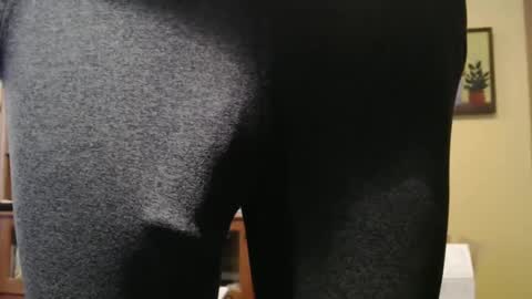 Snapshot of hung_hot_fit10 chatting on 4, 2, 2025 Big uncut cock dripping online show from 4, 2, 2025