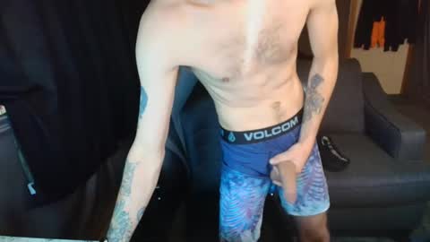 Snapshot of hungbidad666 chatting on 3, 12, 2025 FootLover online show from 3, 12, 2025