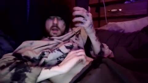 Snapshot of hungcocklg chatting on 16, 12, 2025 hungcocklg online show from 16, 12, 2025