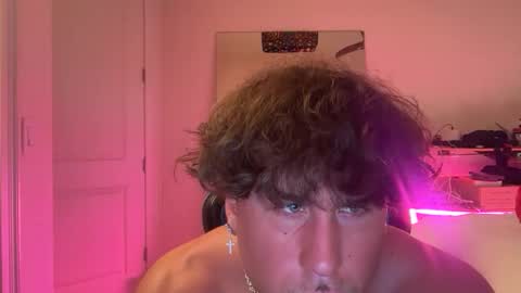 Snapshot of hungkingg22 chatting on 5, 2, 2026 hungkingg22 online show from 5, 2, 2026