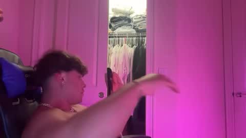 Snapshot of hungkingg22 chatting on 10, 2, 2026 hungkingg22 online show from 10, 2, 2026