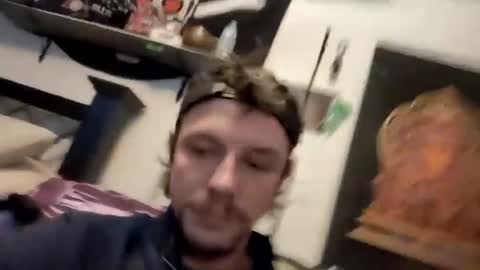 Snapshot of hungtxcock92 chatting on 25, 1, 2025 hungtxcock92 online show from 25, 1, 2025