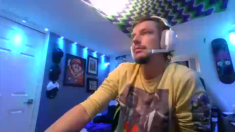 Snapshot of hungtxcock92 chatting on 10, 10, 2025 hungtxcock92 online show from 10, 10, 2025