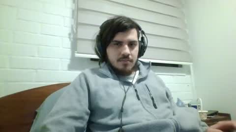 Snapshot of hungweeb chatting on 15, 6, 2026 Rod online show from 15, 6, 2026