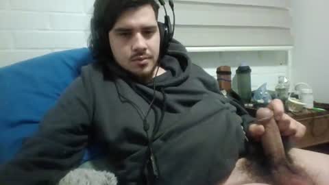 Snapshot of hungweeb chatting on 8, 7, 2026 Rod online show from 8, 7, 2026