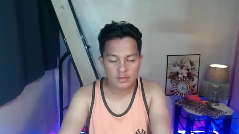 Snapshot of hunk_danny chatting on 1, 3, 2025 hunk_danny online show from 1, 3, 2025