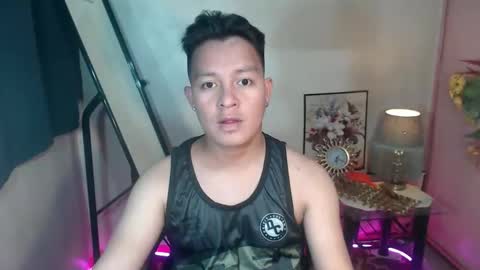 Snapshot of hunk_danny chatting on 2, 3, 2025 hunk_danny online show from 2, 3, 2025