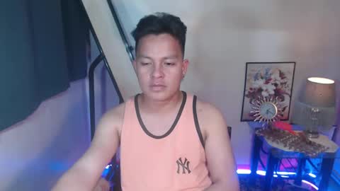 Snapshot of hunk_danny chatting on 2, 3, 2025 hunk_danny online show from 2, 3, 2025