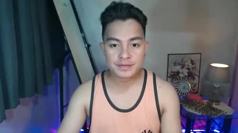 Snapshot of hunk_danny chatting on 4, 3, 2025 hunk_danny online show from 4, 3, 2025