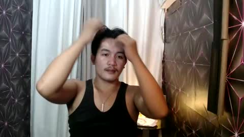 hunkylloyd online show from 3, 1, 2025