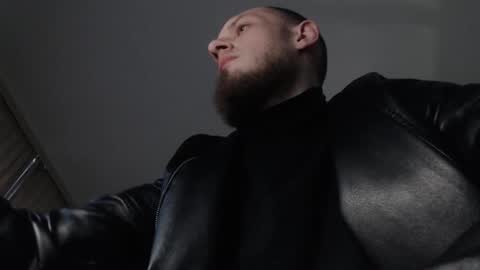 Snapshot of hunkytime chatting on 8, 3, 2025 I AM NOT A DIRECTOR I AM THE BOSS KINGDADDYSIRSTR8ALPHAMASTER online show from 8, 3, 2025