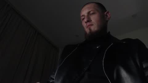 Snapshot of hunkytime chatting on 8, 3, 2025 I AM NOT A DIRECTOR I AM THE BOSS KINGDADDYSIRSTR8ALPHAMASTER online show from 8, 3, 2025