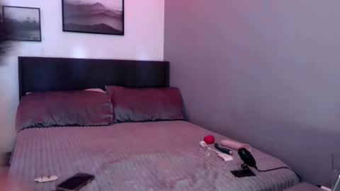Snapshot of hunnnybunnnyy chatting on 20, 4, 2026 Ivy online show from 20, 4, 2026