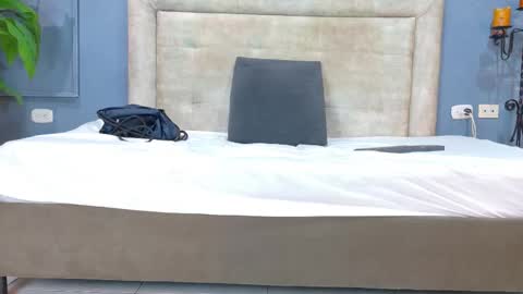 Snapshot of hunter_biggest chatting on 24, 11, 2025 Hunter online show from 24, 11, 2025