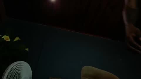 Snapshot of hunter_biggest chatting on 6, 1, 2026 Hunter online show from 6, 1, 2026