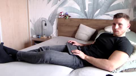 Snapshot of hunterbridges chatting on 30, 12, 2024 Hunter Bridges online show from 30, 12, 2024