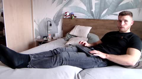 Snapshot of hunterbridges chatting on 12, 1, 2025 Hunter Bridges online show from 12, 1, 2025