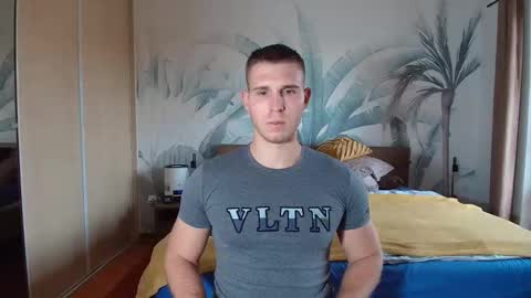 Snapshot of hunterbridges chatting on 30, 10, 2025 Hunter Bridges online show from 30, 10, 2025