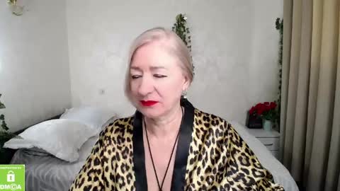 Snapshot of hunters_woman chatting on 8, 3, 2026 Irena online show from 8, 3, 2026