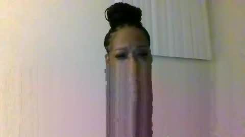 Snapshot of hunybunz154 chatting on 19, 12, 2025 hunybunz154 online show from 19, 12, 2025